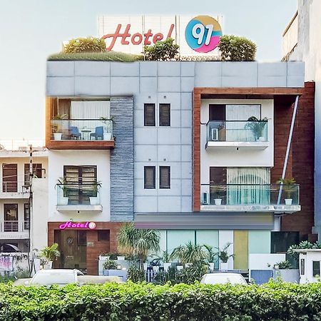 Hotel 91 Golf Course Road Gurgaon Exterior photo
